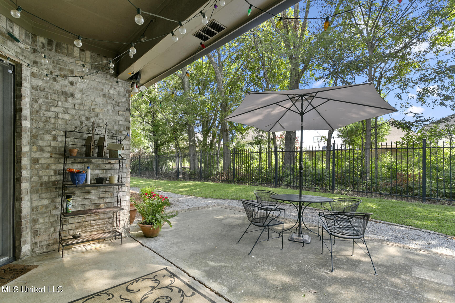 102 Catherine Cove