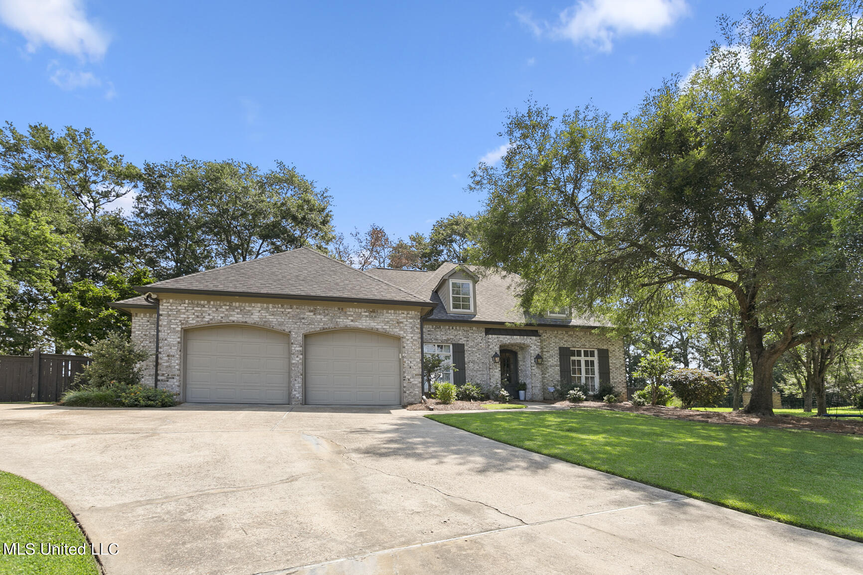 102 Catherine Cove