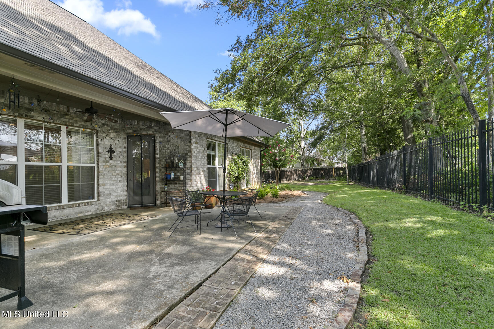 102 Catherine Cove