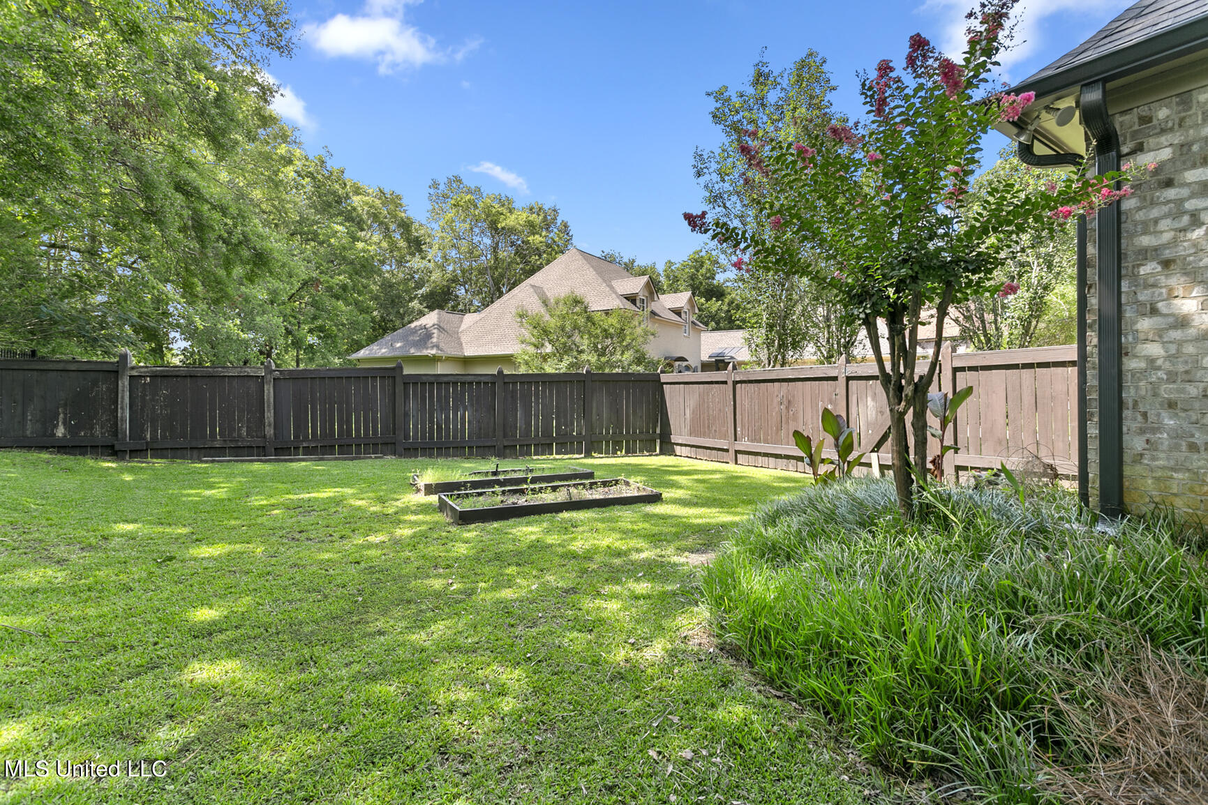 102 Catherine Cove
