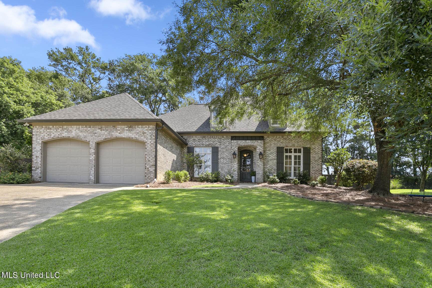 102 Catherine Cove
