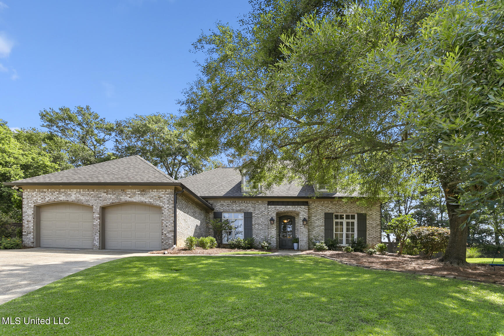 102 Catherine Cove