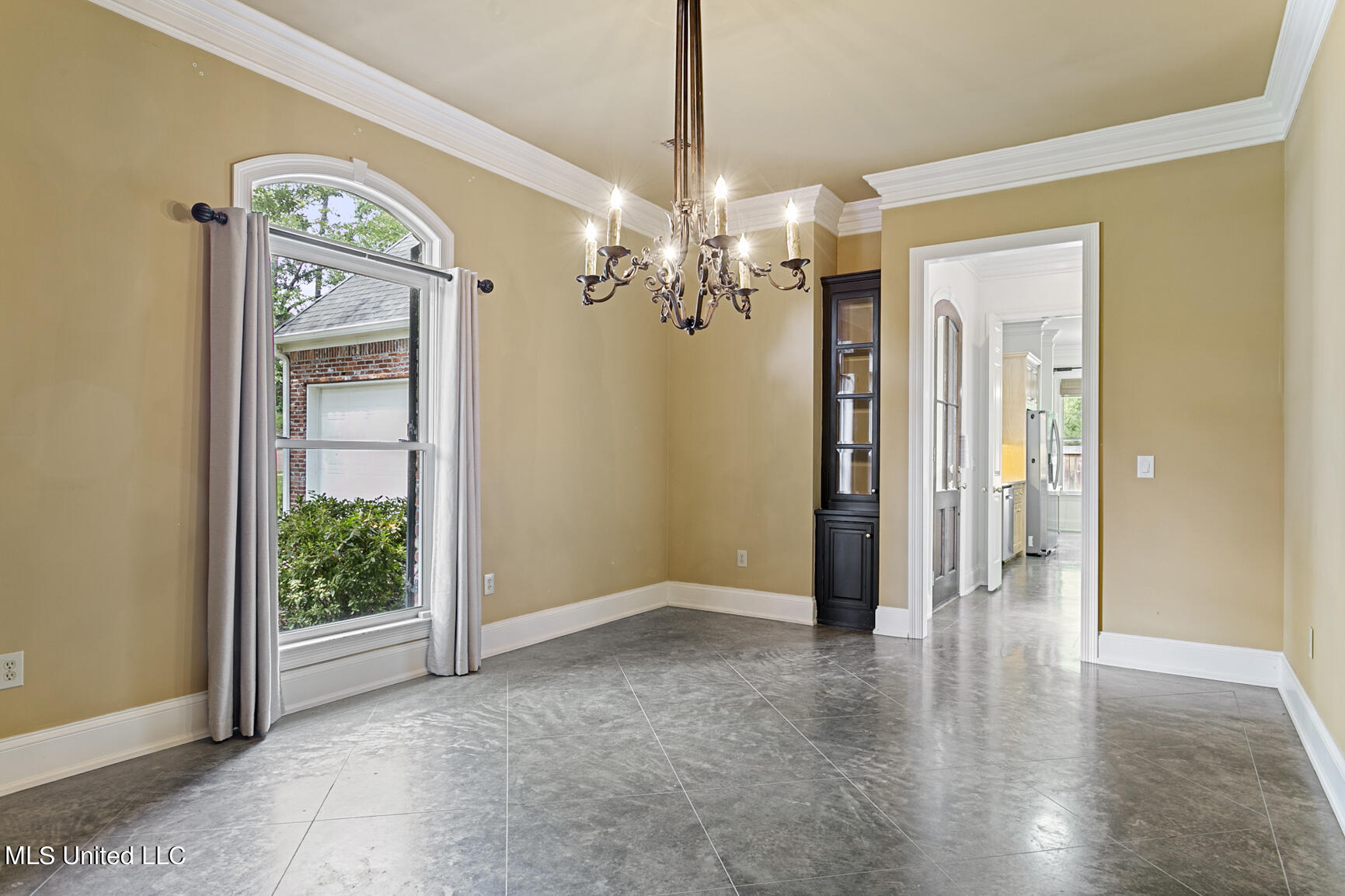 161 Overlook Pointe Drive