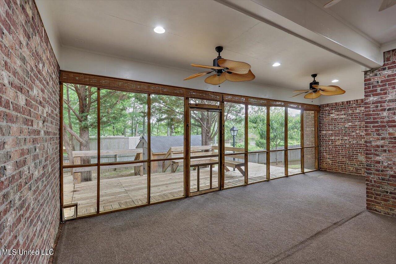 109 Fox Hollow Bend