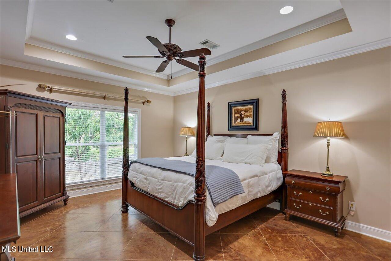 109 Fox Hollow Bend
