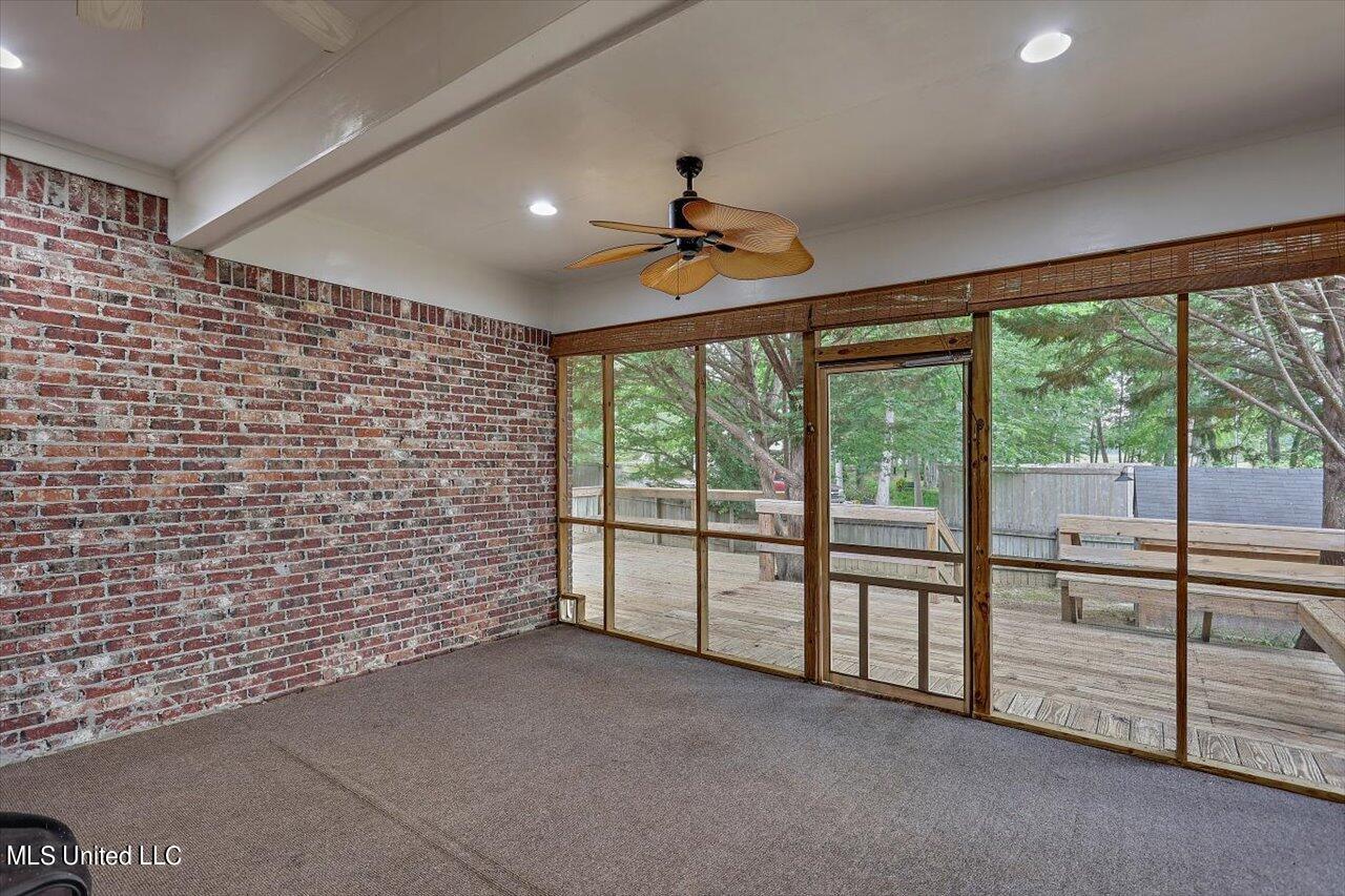 109 Fox Hollow Bend