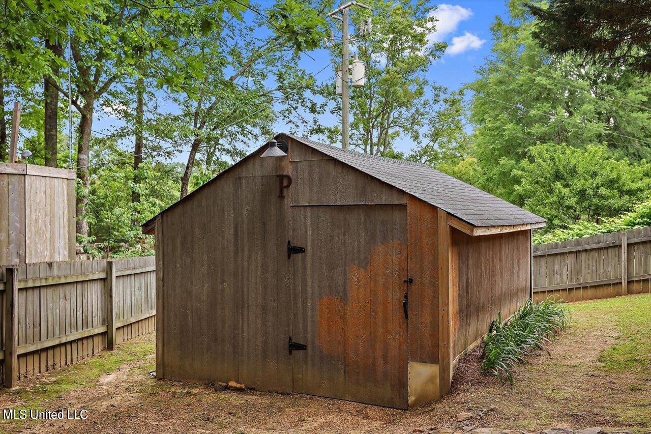 109 Fox Hollow Bend