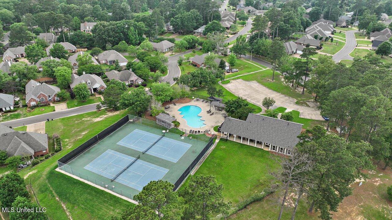 109 Fox Hollow Bend