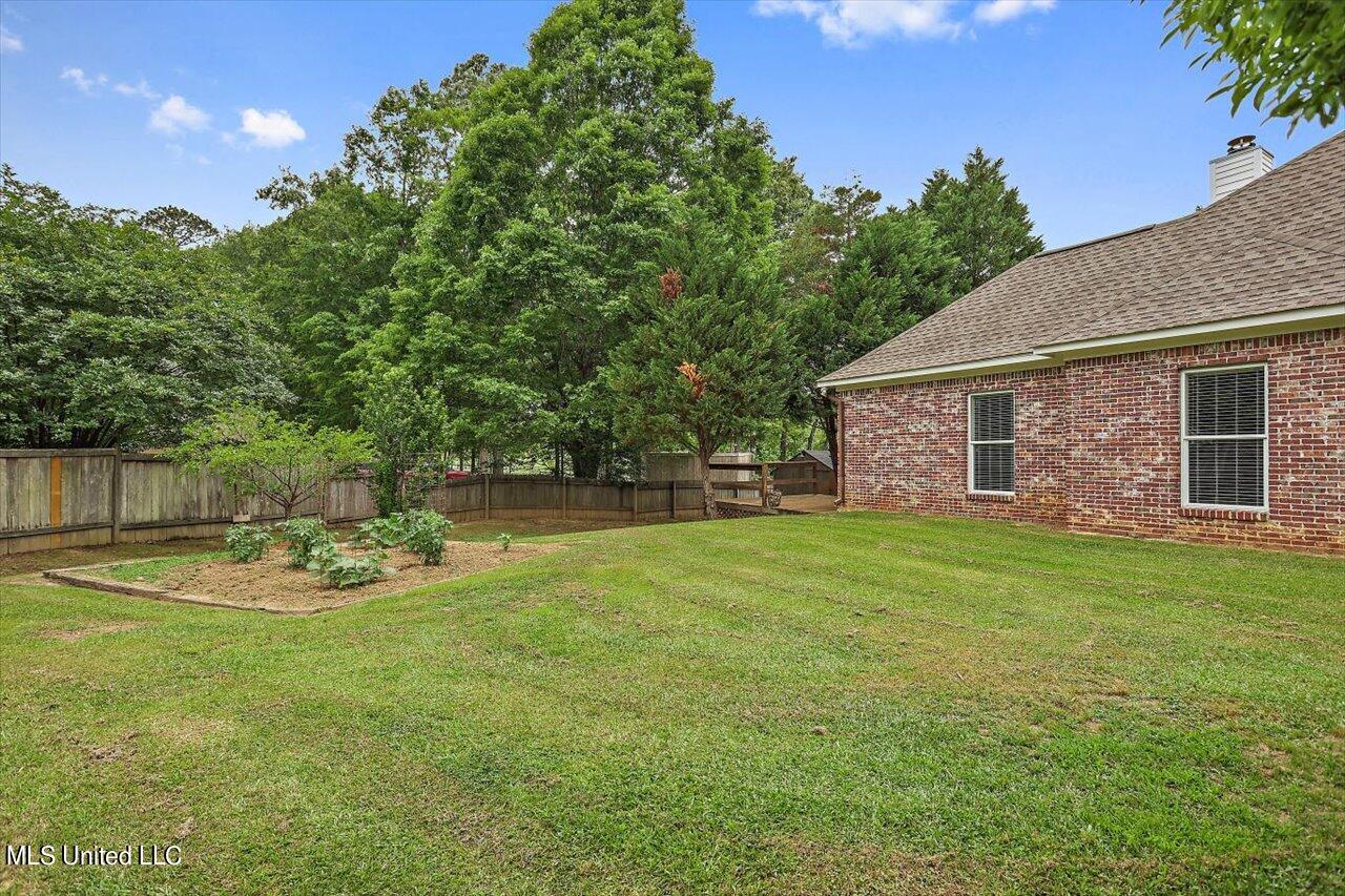 109 Fox Hollow Bend