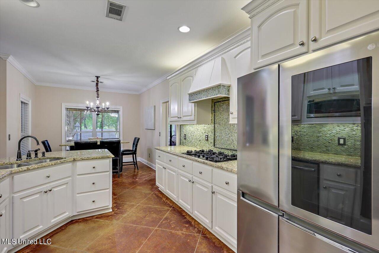 109 Fox Hollow Bend