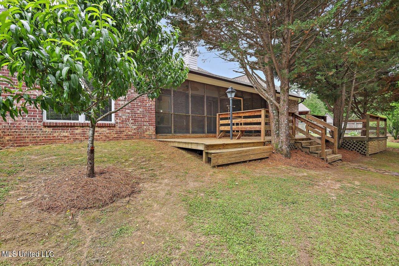 109 Fox Hollow Bend