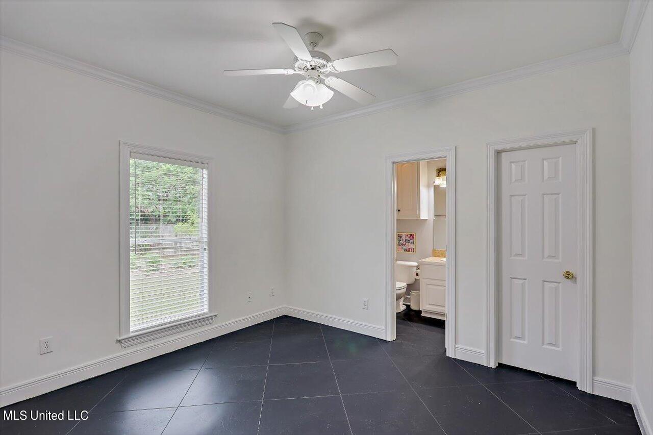 109 Fox Hollow Bend