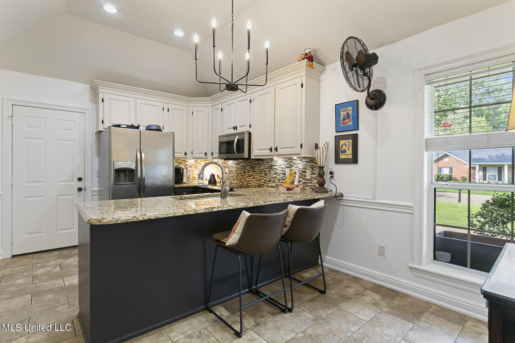 406 Hemlock Drive