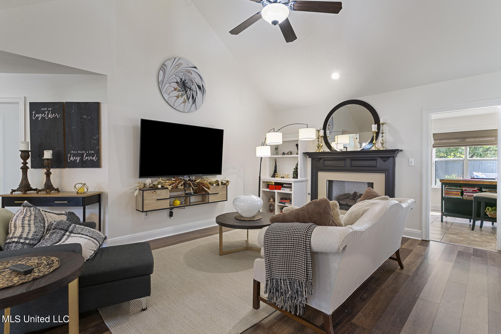 406 Hemlock Drive