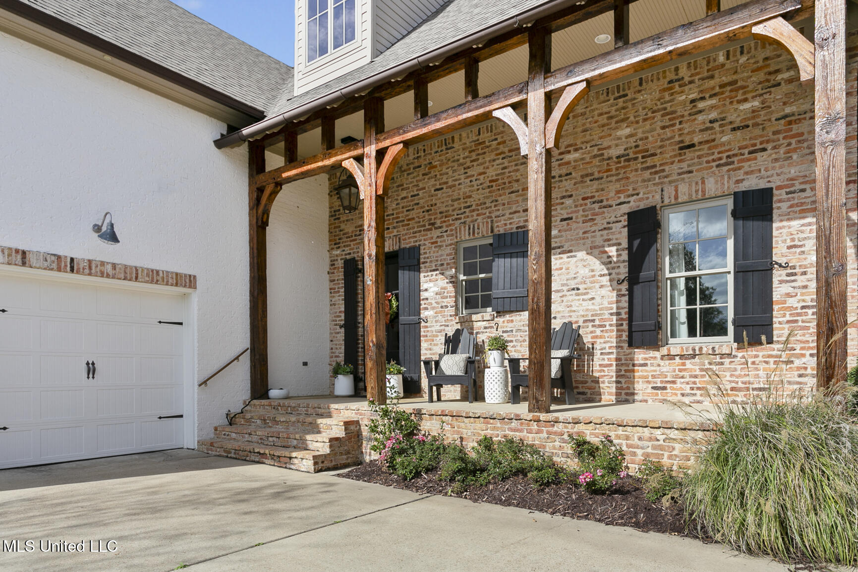 112 Bristol Drive