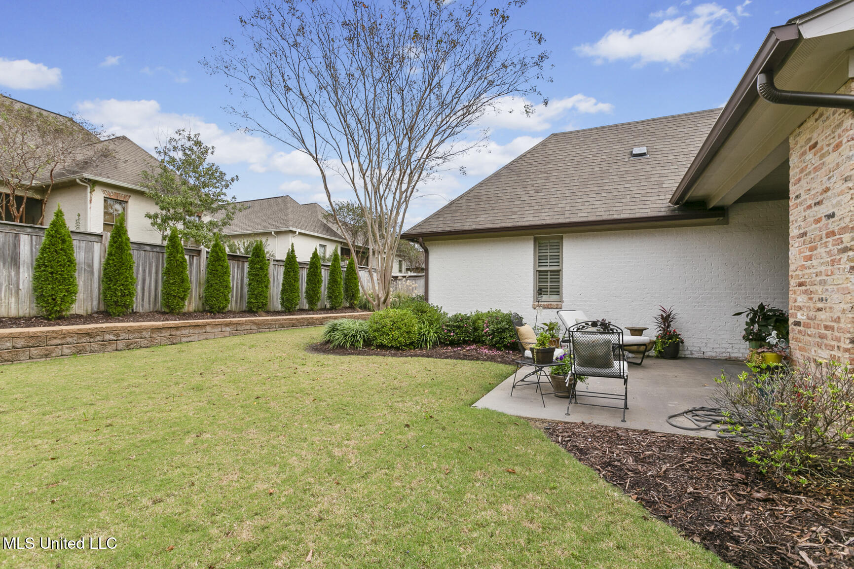 112 Bristol Drive