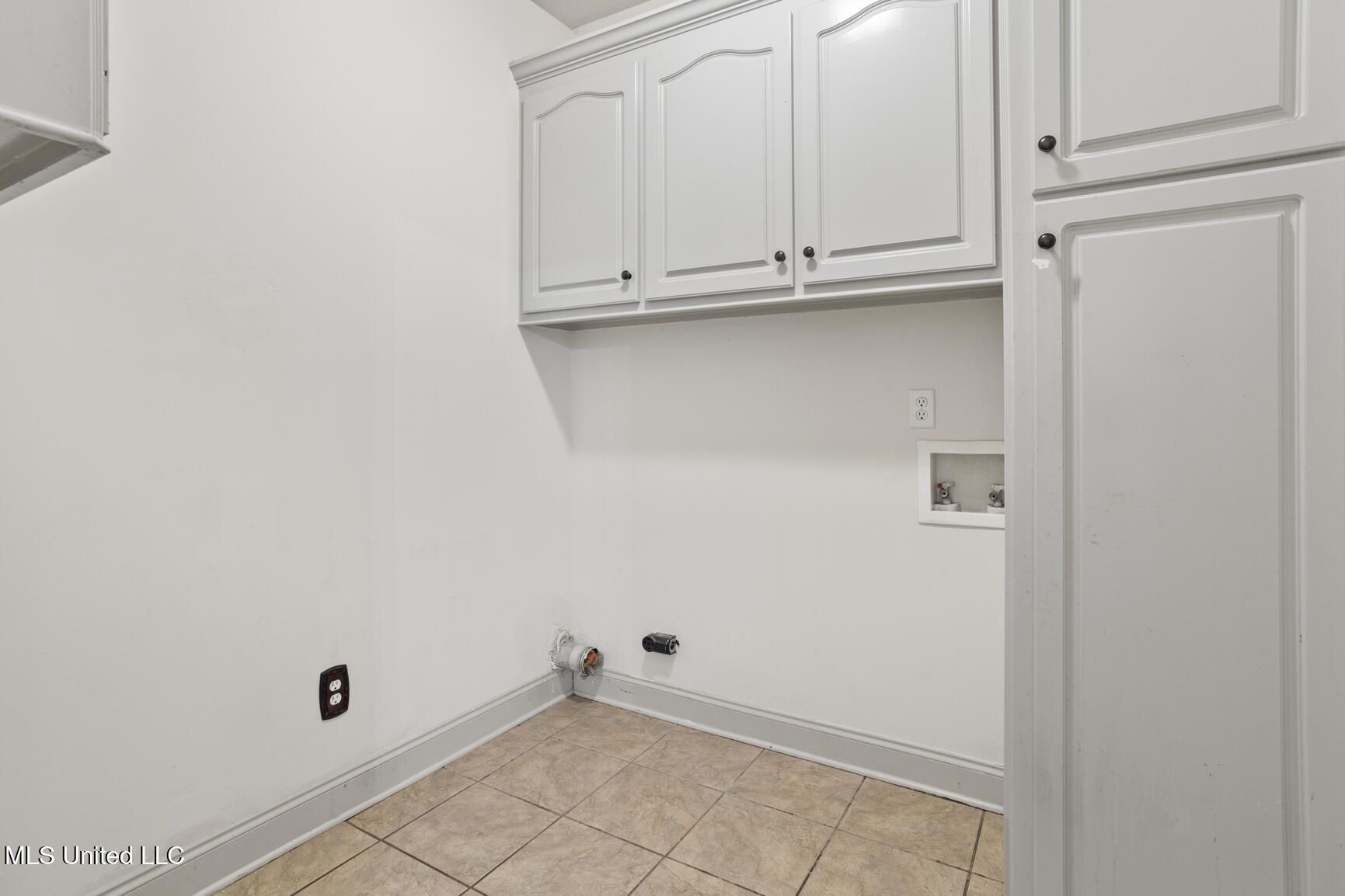 1911 E Ridge Circle