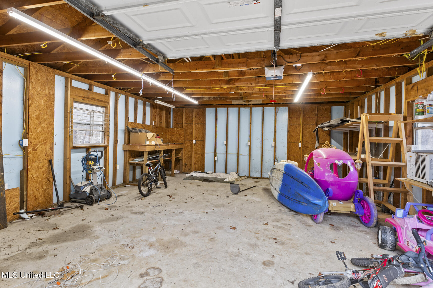 174 Hunt Circle