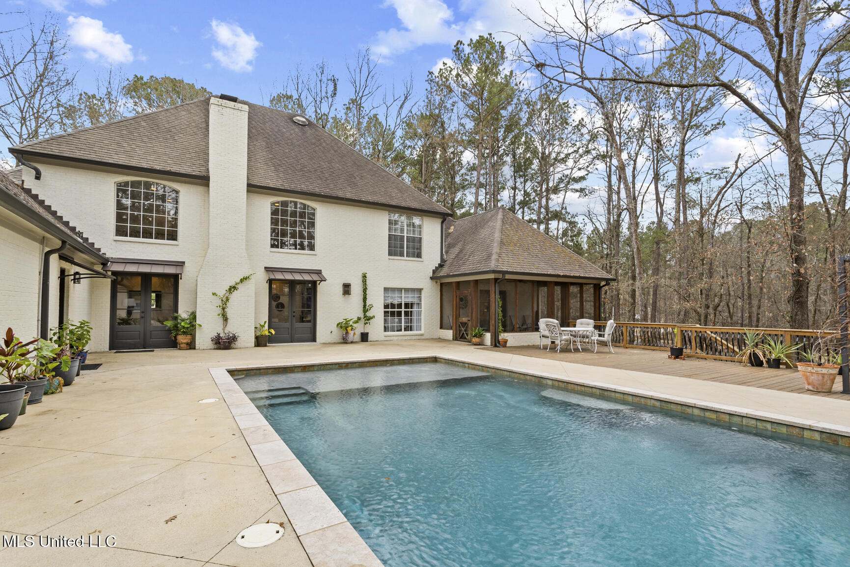 174 Hunt Circle