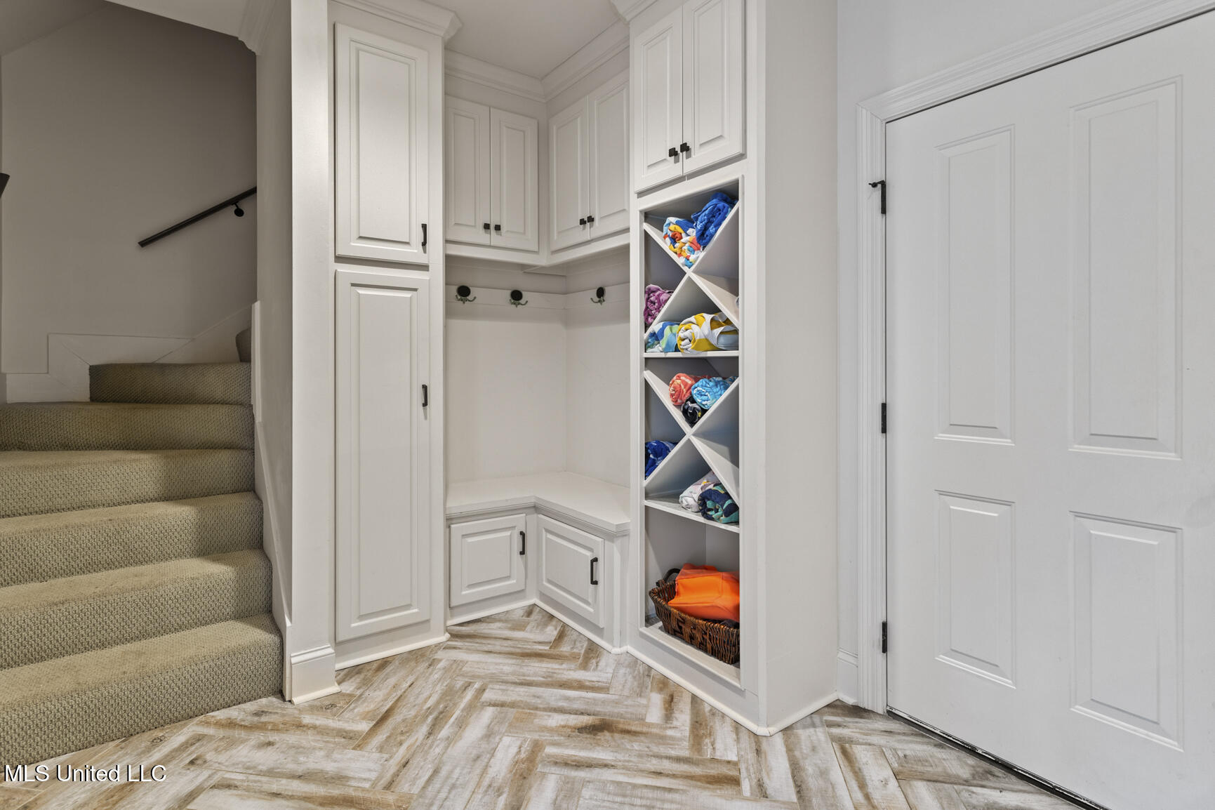174 Hunt Circle