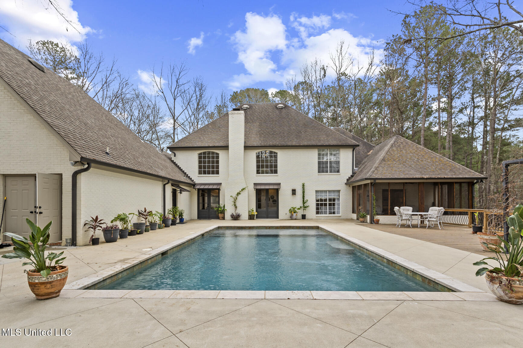 174 Hunt Circle