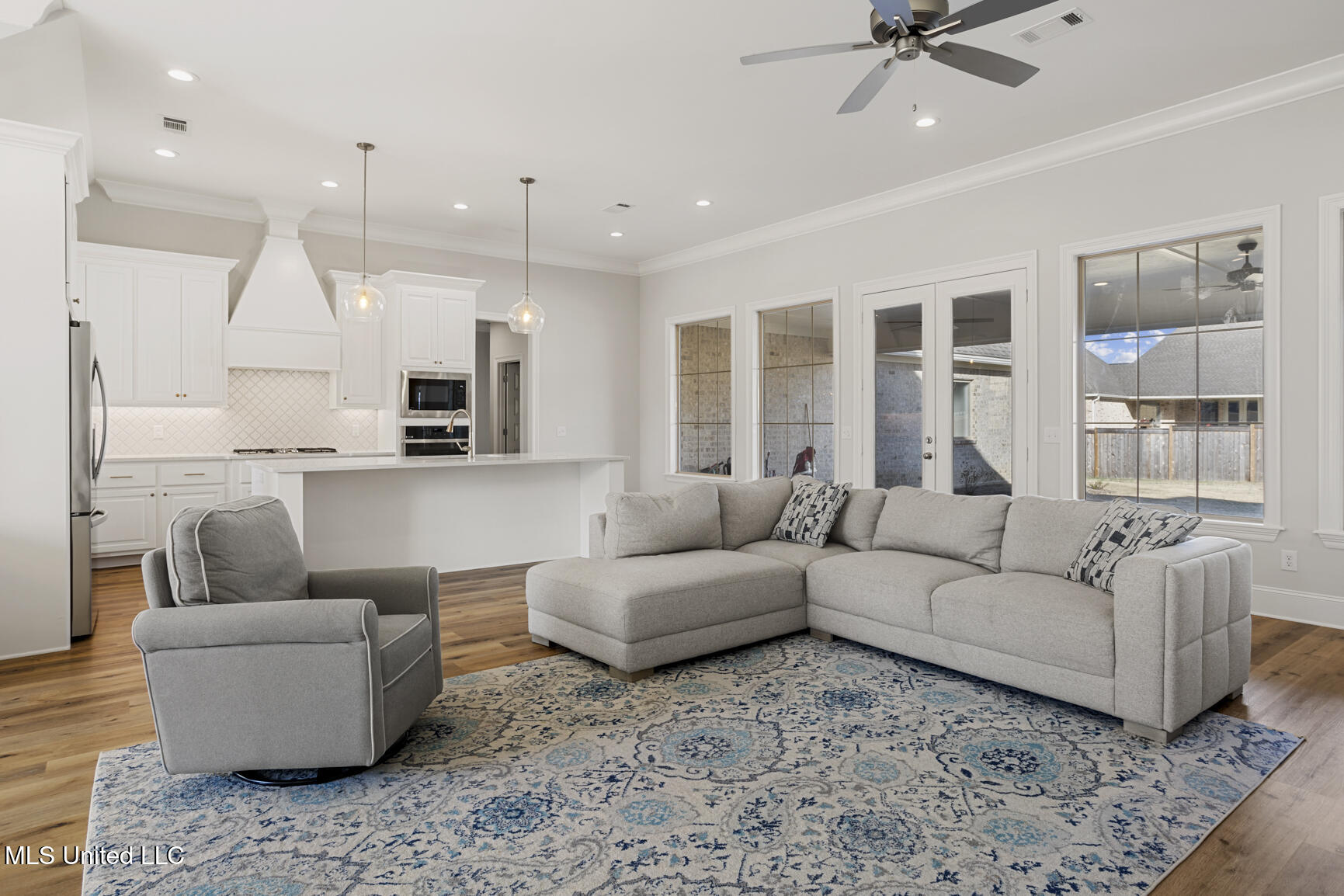 261 Kingswood Place