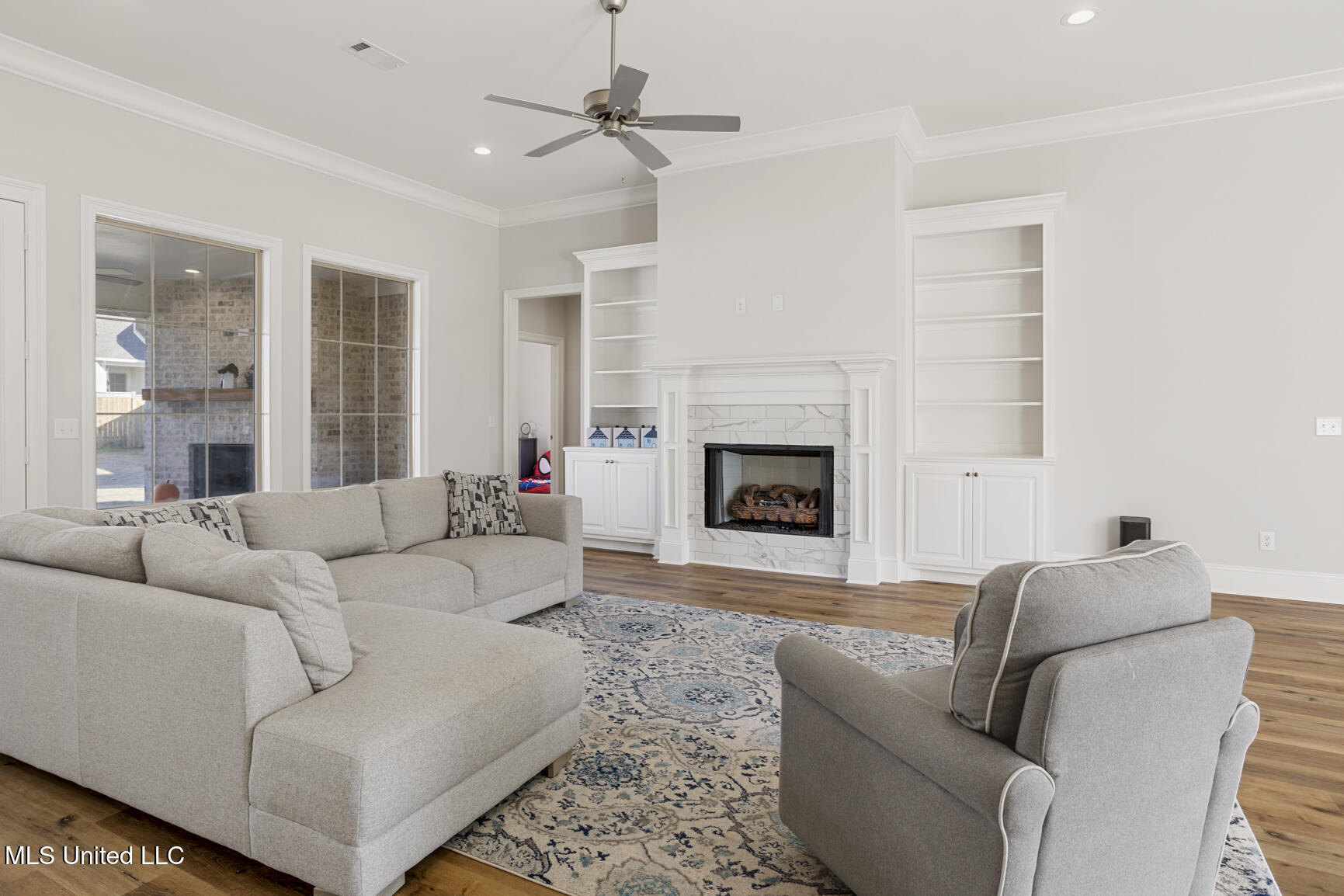 261 Kingswood Place