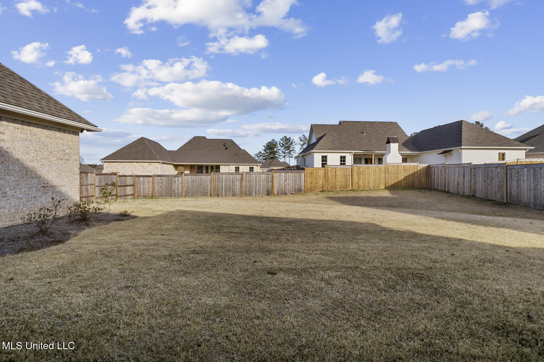 261 Kingswood Place