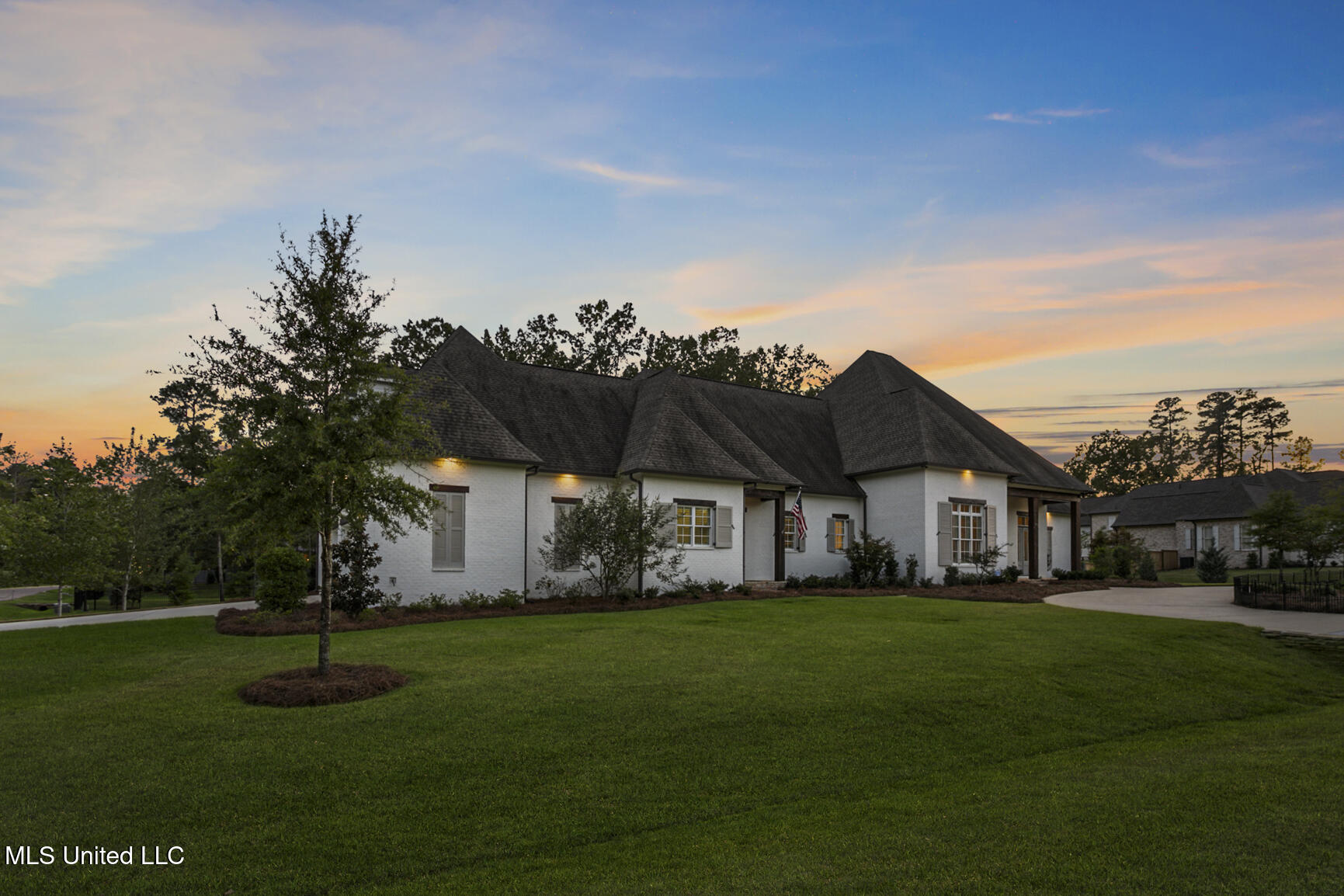 201 Hidden Creek Circle