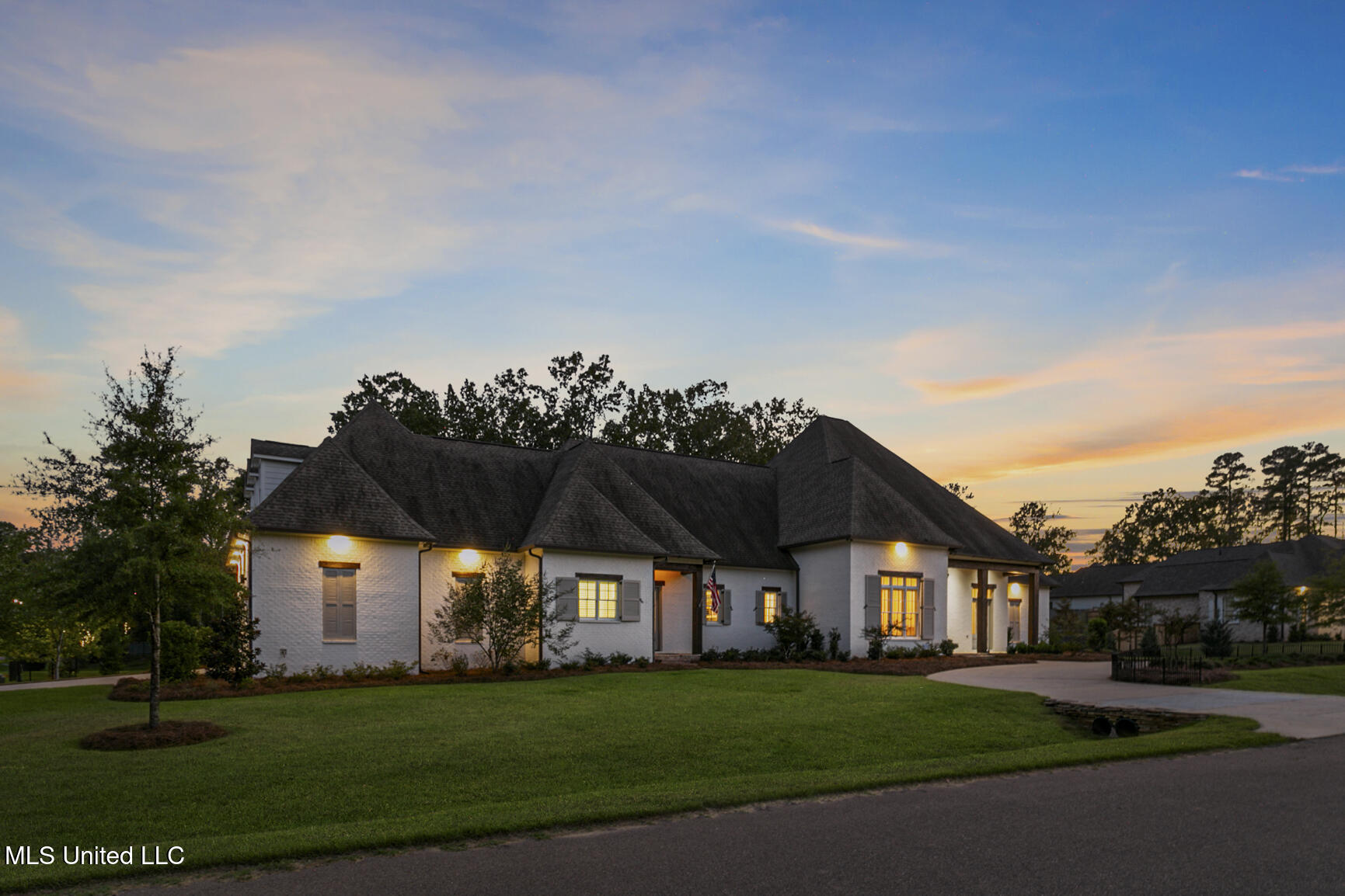 201 Hidden Creek Circle