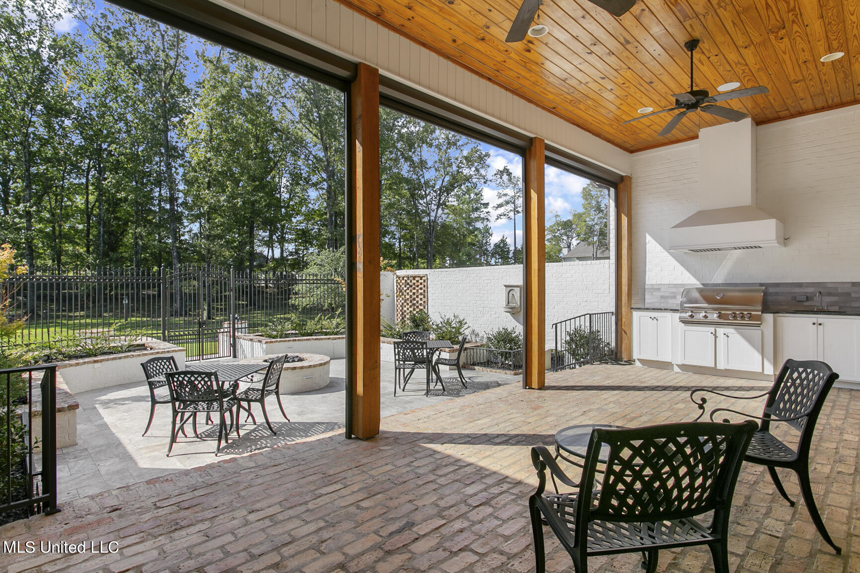 201 Hidden Creek Circle