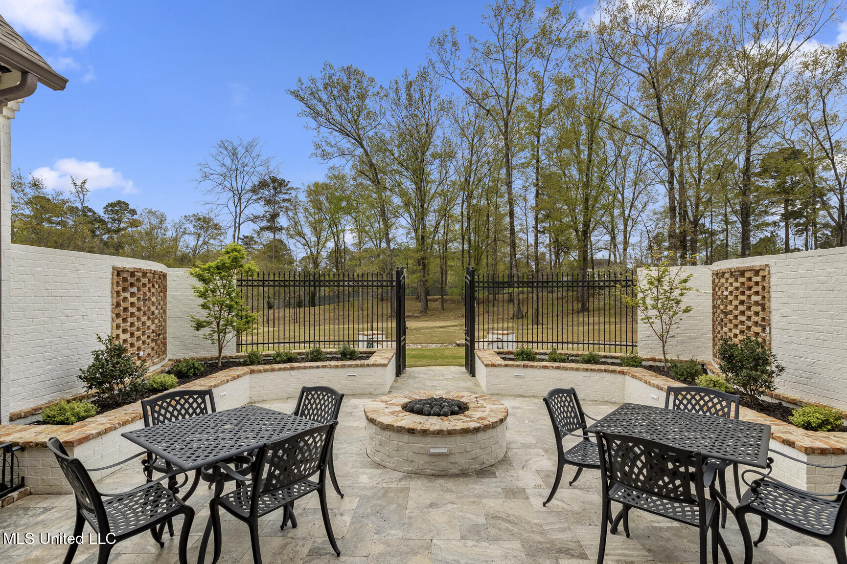 201 Hidden Creek Circle