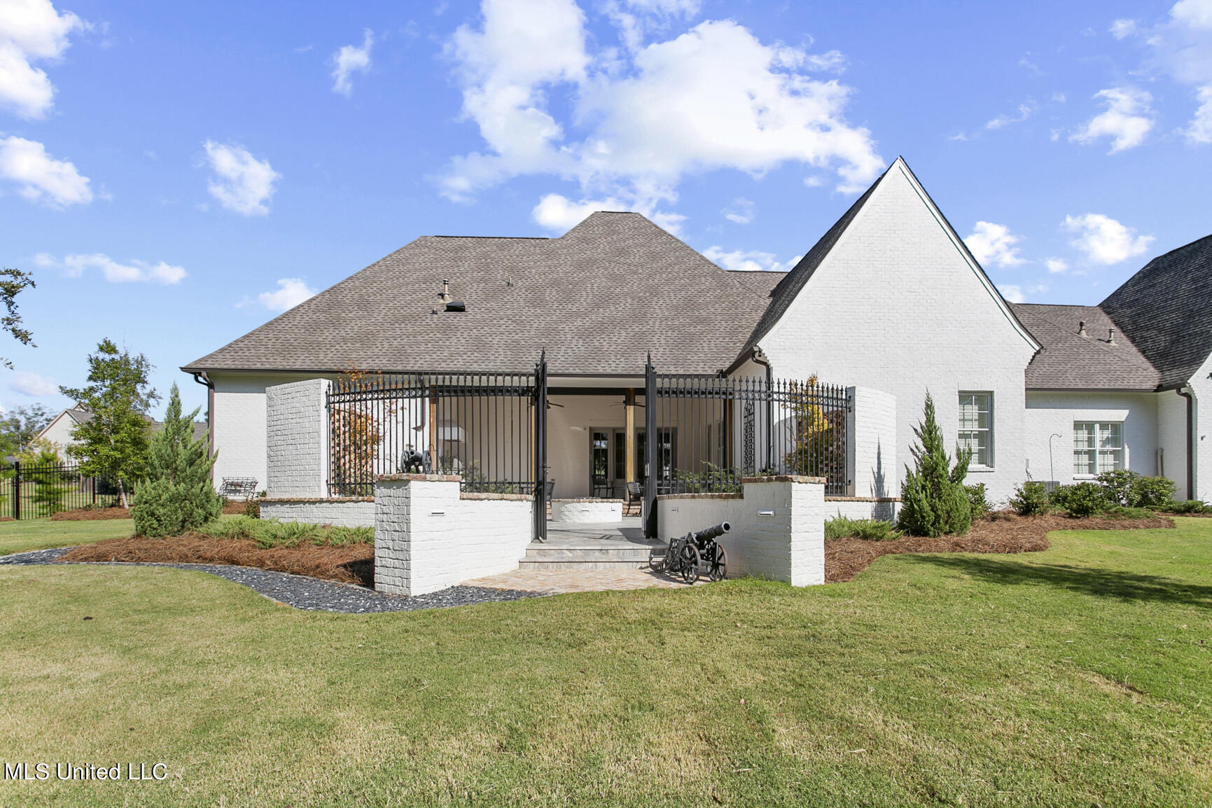201 Hidden Creek Circle