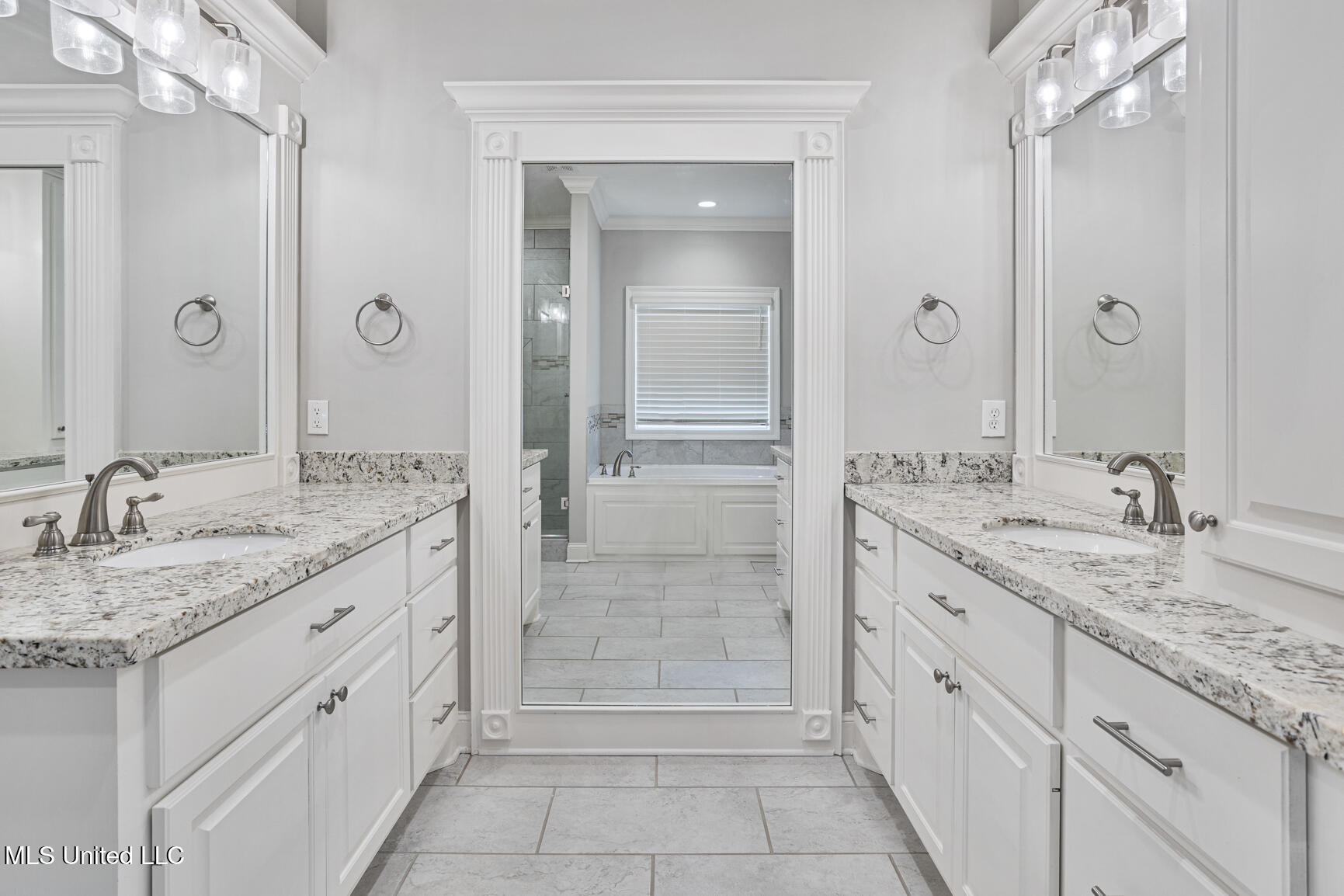 126 Nestling Cove