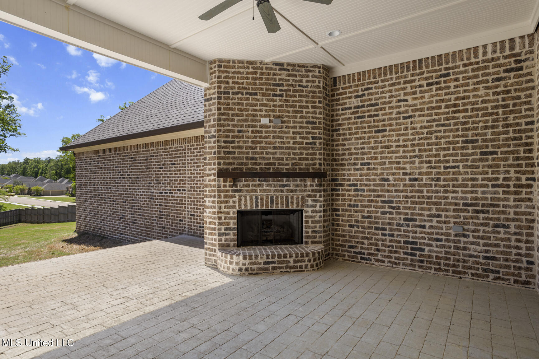 126 Nestling Cove