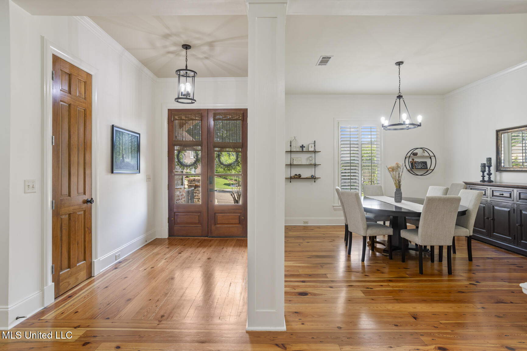 100 Catherine Cove