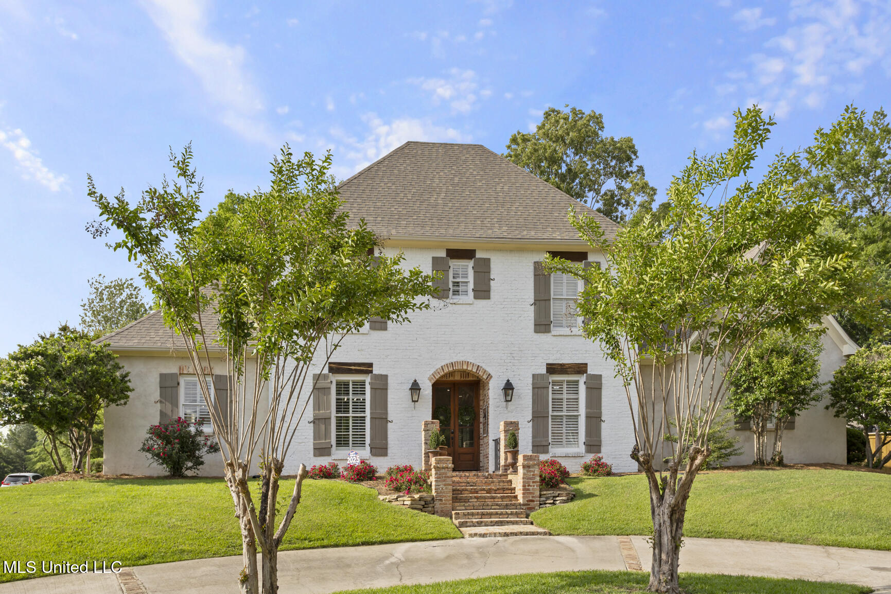 100 Catherine Cove