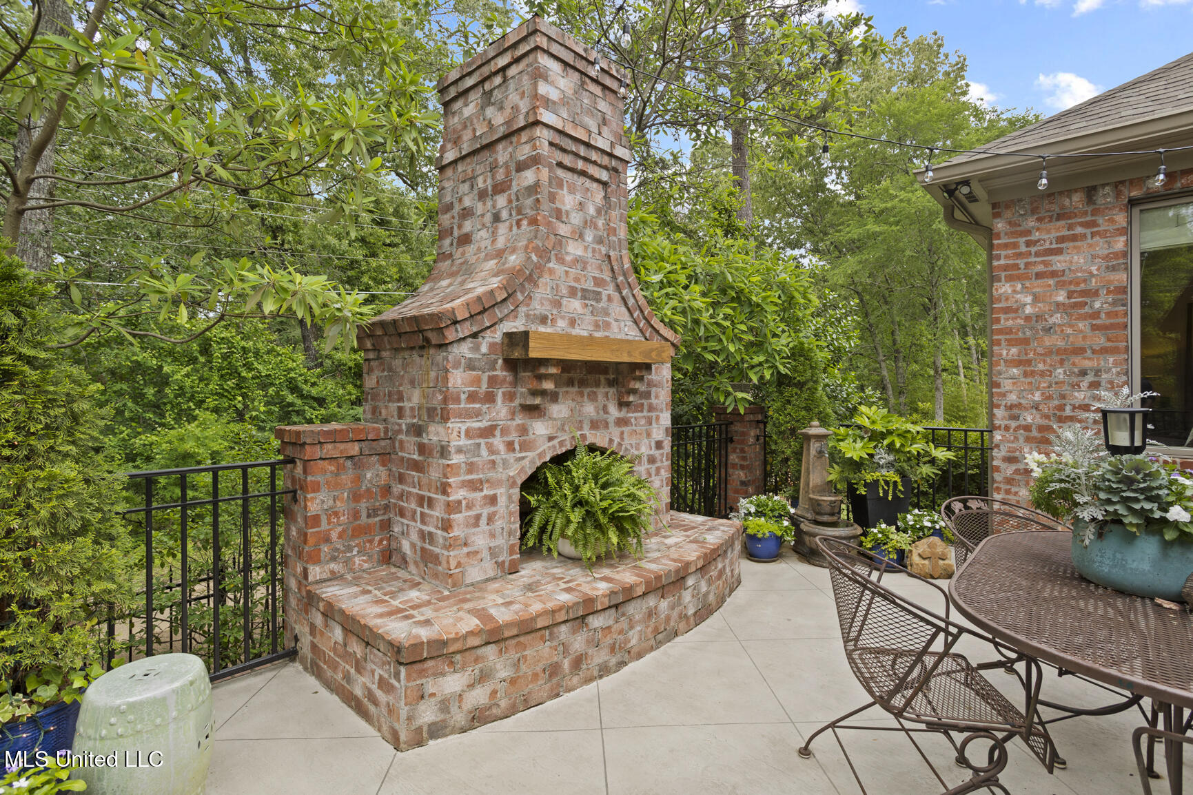 105 Selby Drive