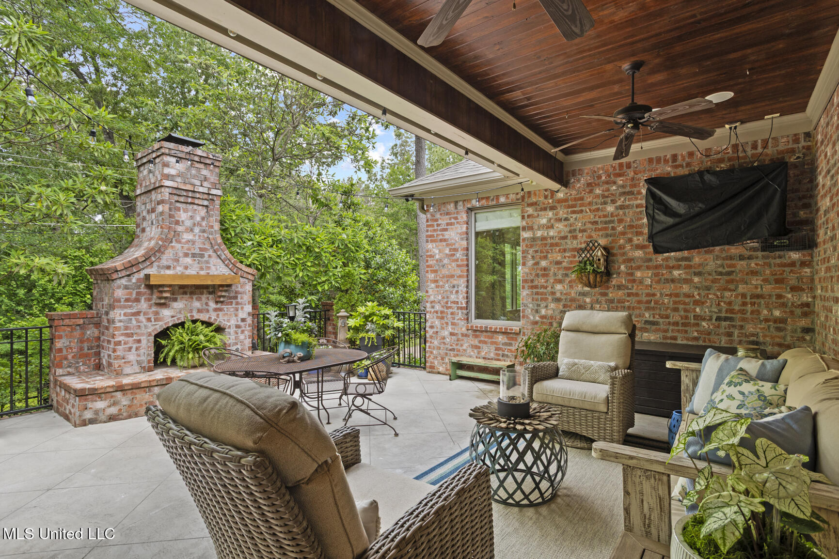105 Selby Drive