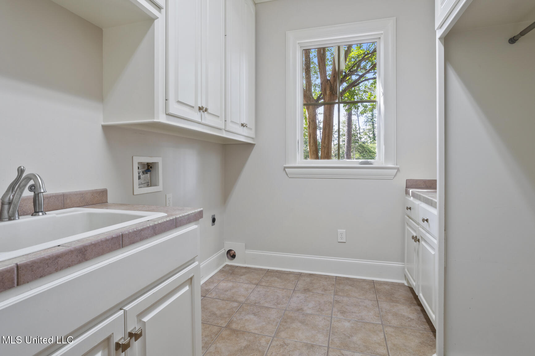 111 Johnstone Drive