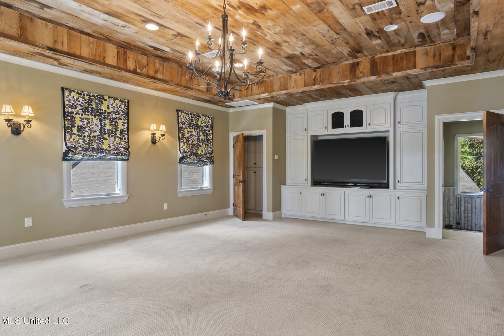 111 Johnstone Drive