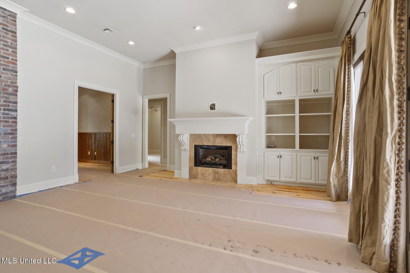 111 Johnstone Drive