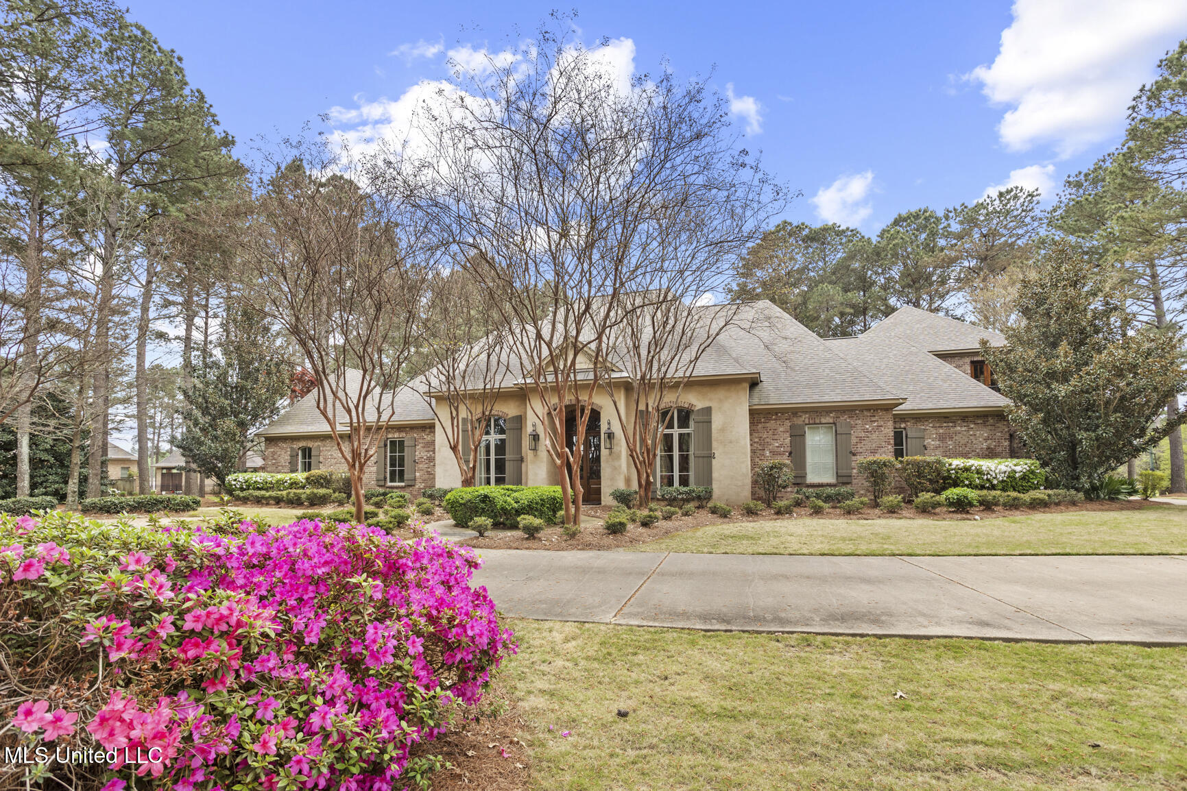 111 Johnstone Drive