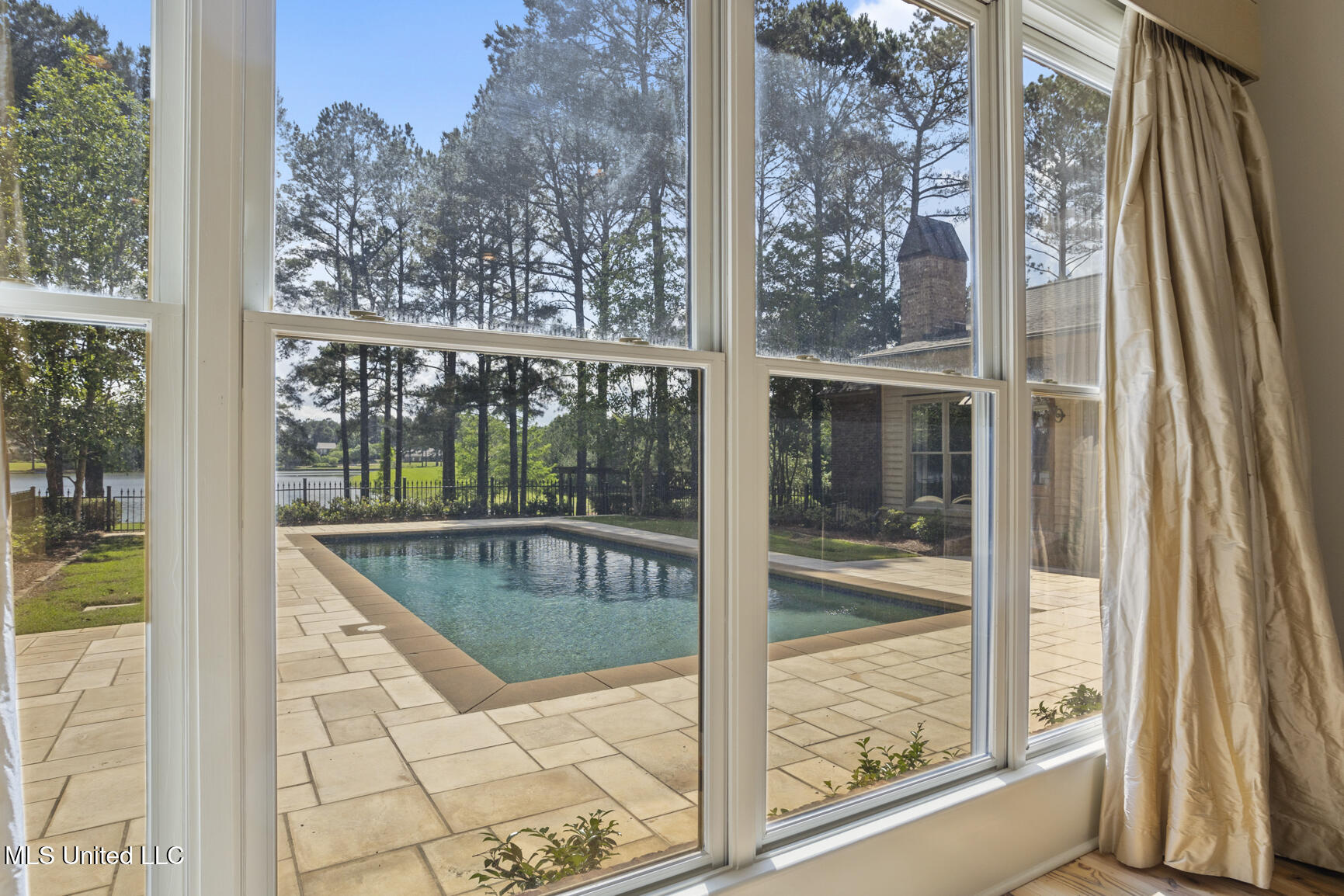 111 Johnstone Drive