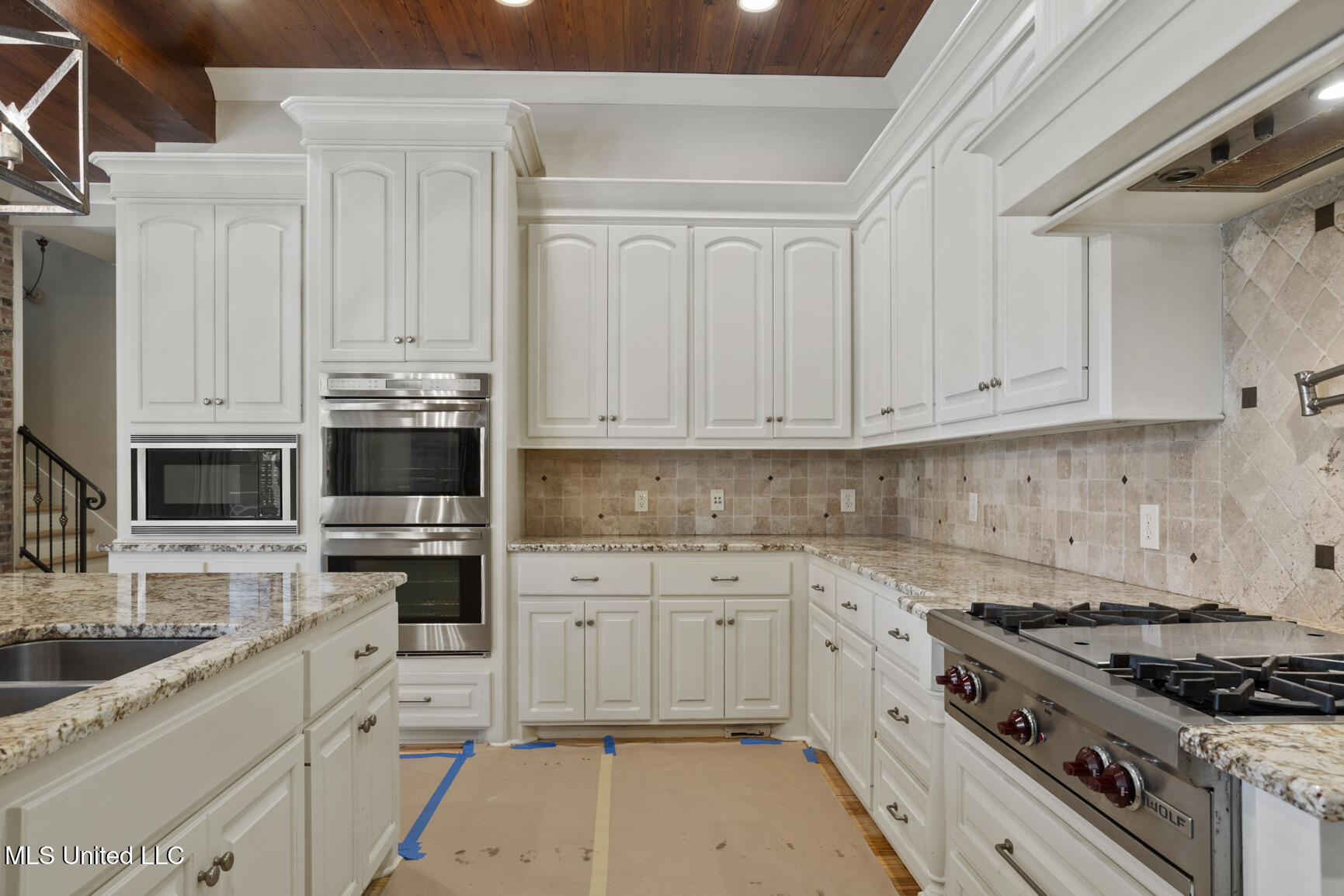 111 Johnstone Drive