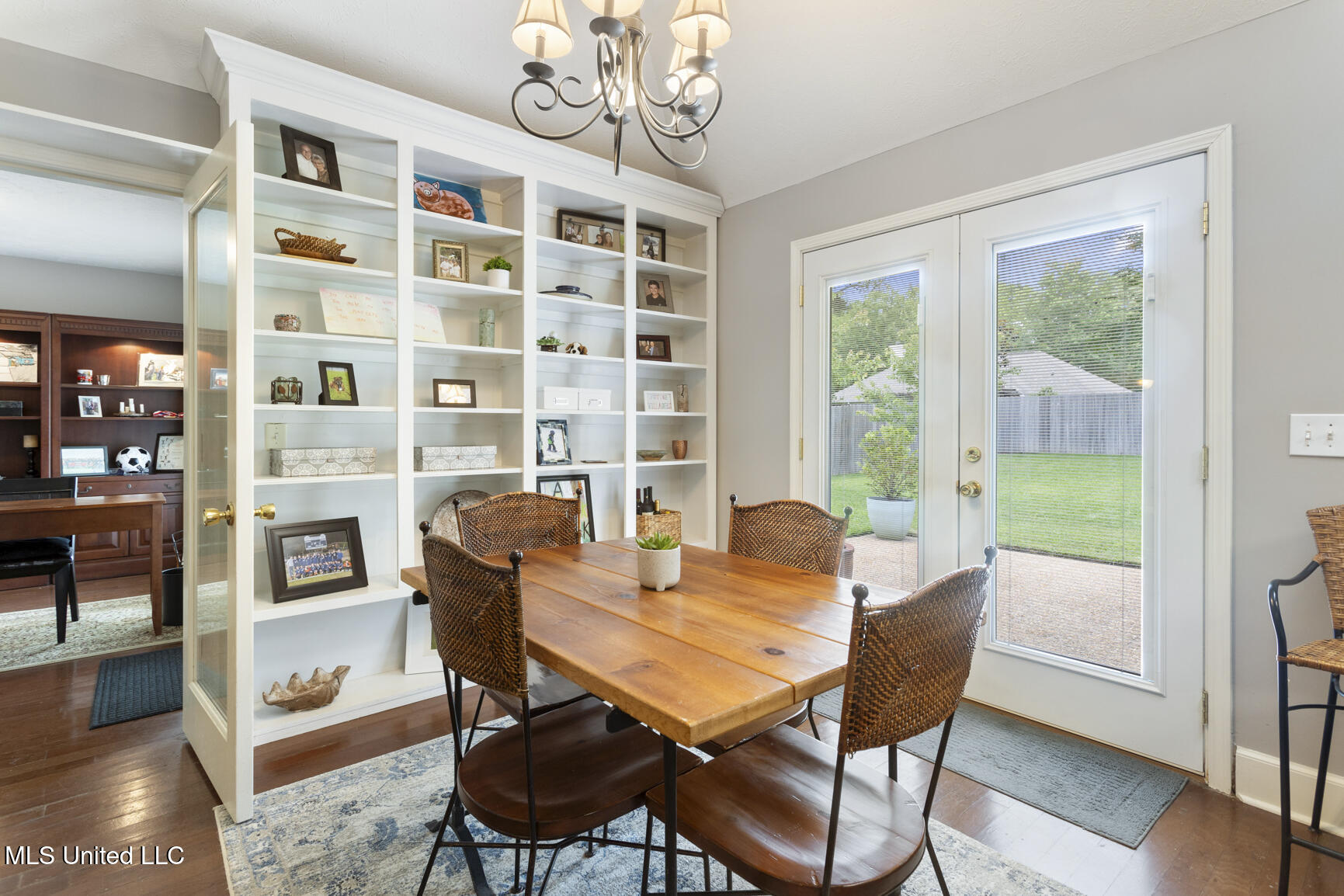 212 Summer Hill Road