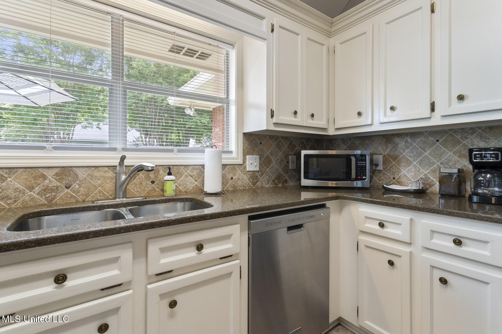 212 Summer Hill Road