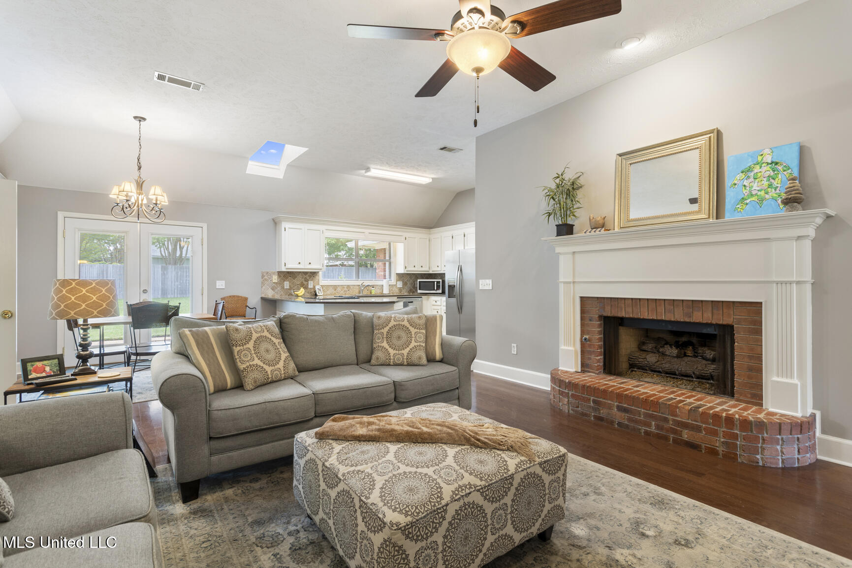 212 Summer Hill Road