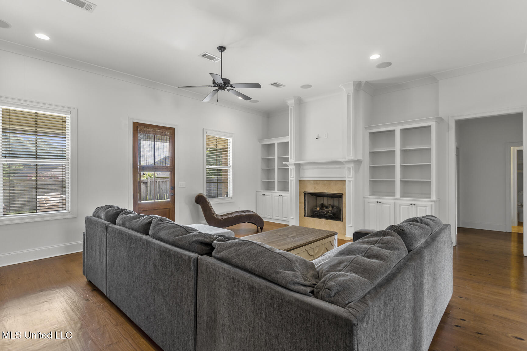 111 Claw Creek Cove