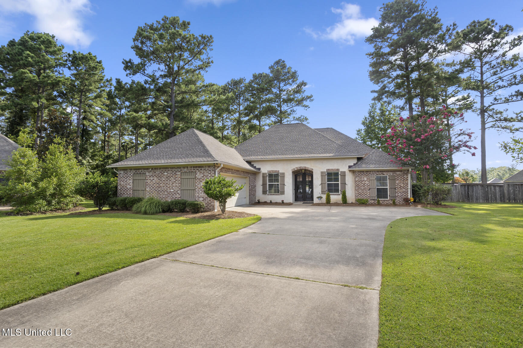 111 Claw Creek Cove